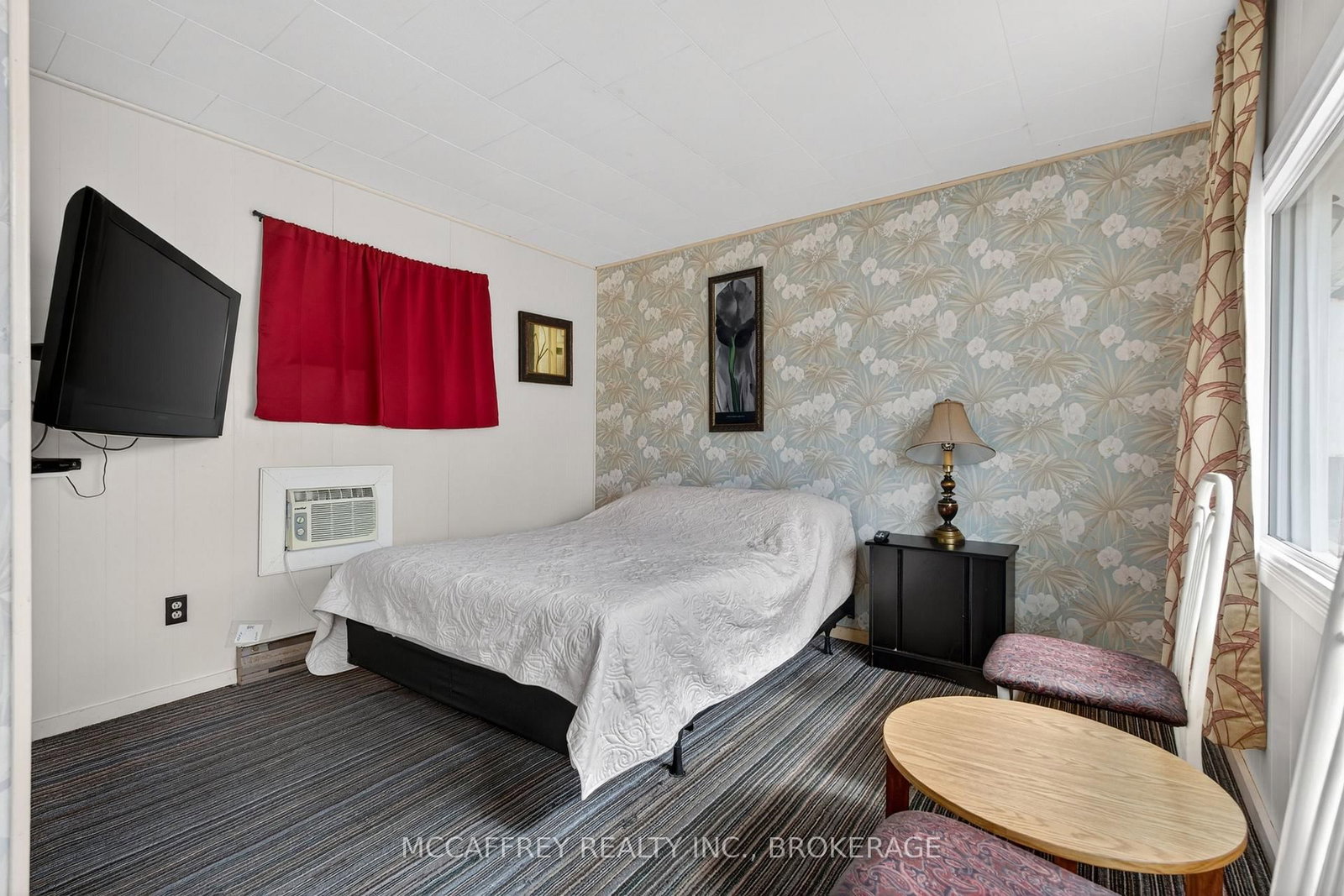12335 HIGHWAY 41 • Addington Highlands, ON photo 39