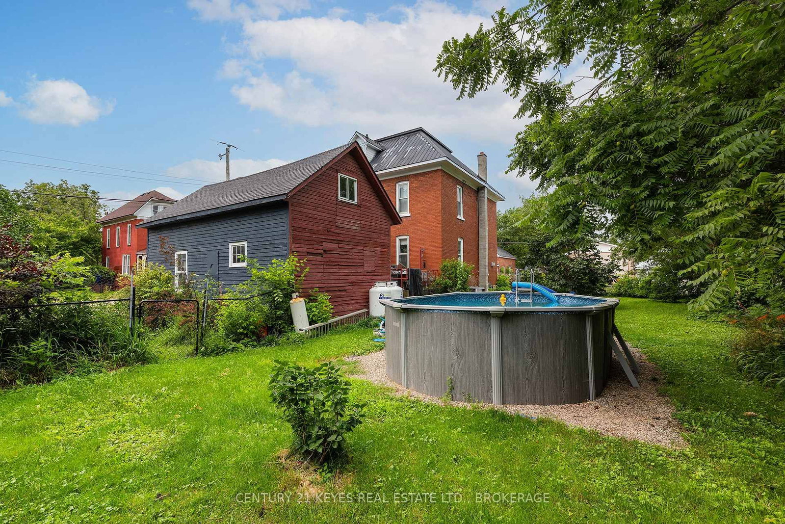 24 King St West Street W • Lansdowne Village, ON photo 8