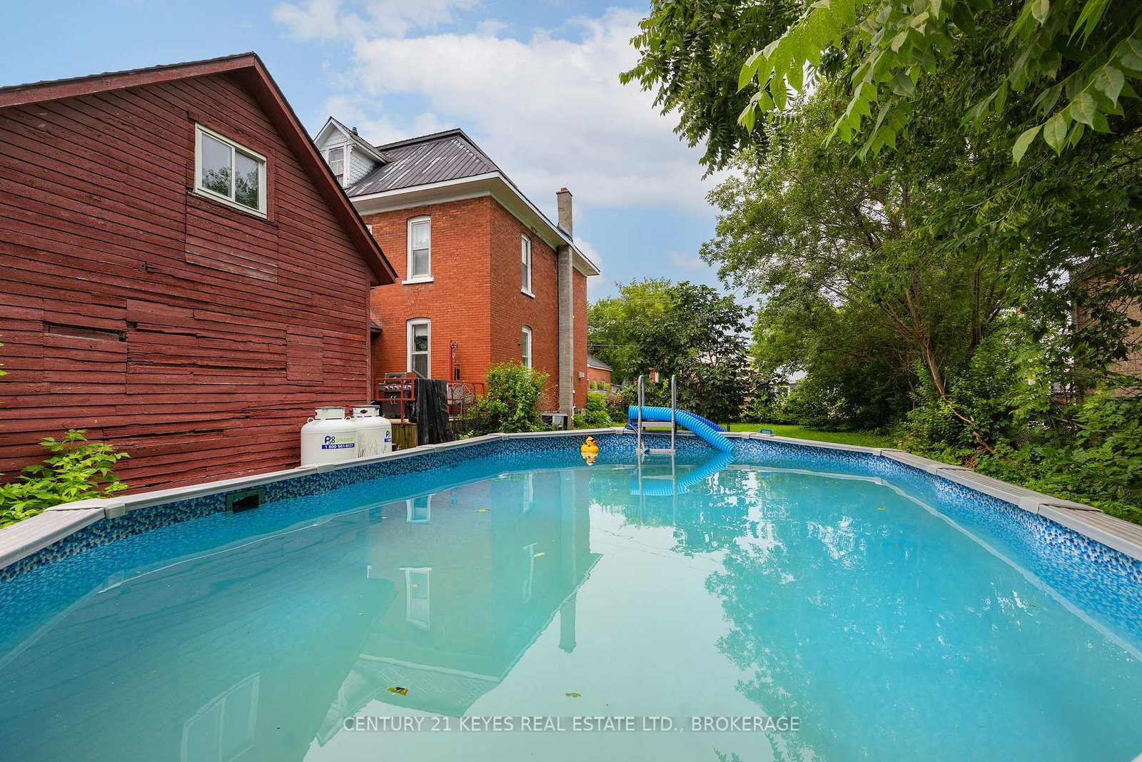 24 King St West Street W • Lansdowne Village, ON photo 9