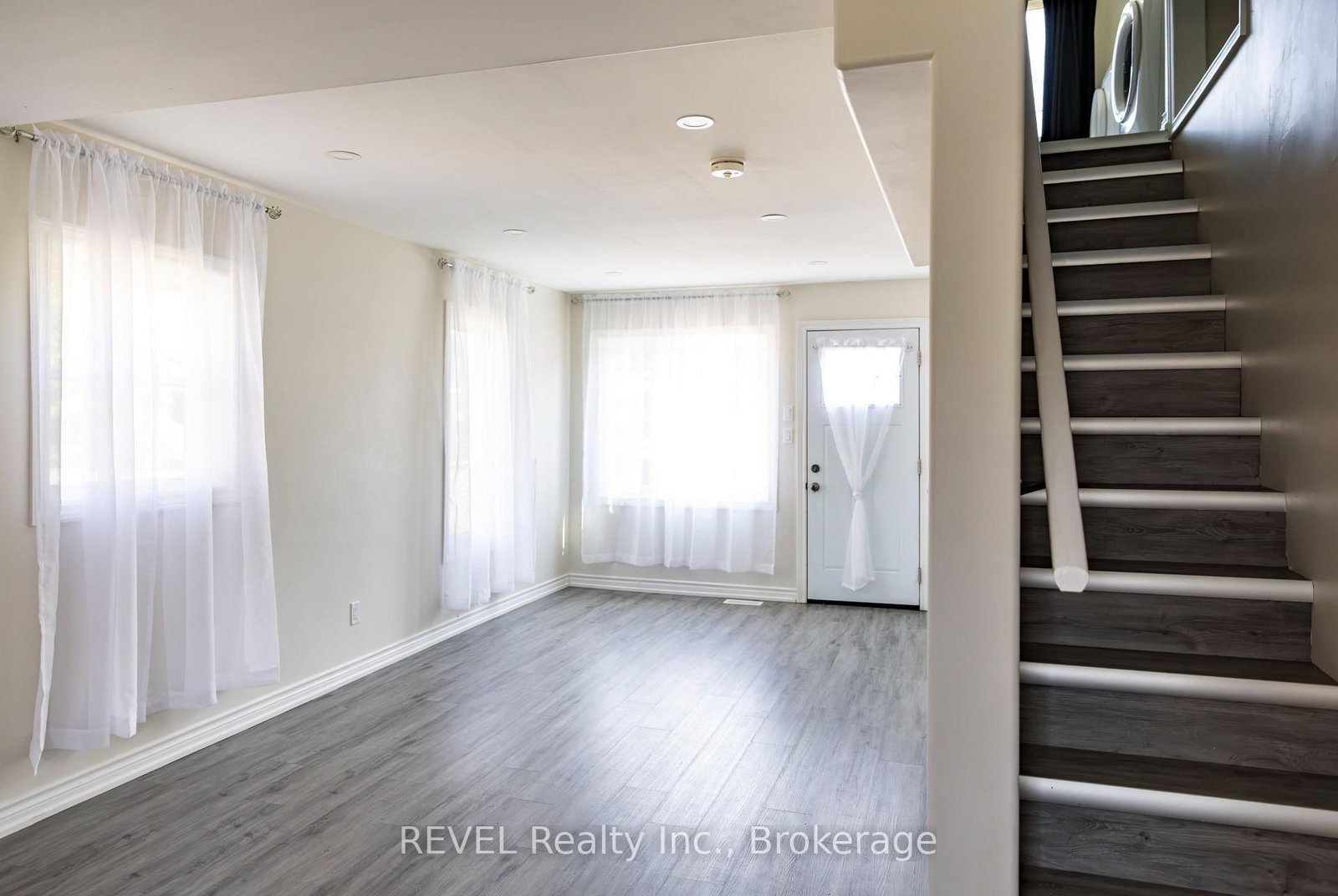 45 Parker Street • St. Catharines, ON photo 22
