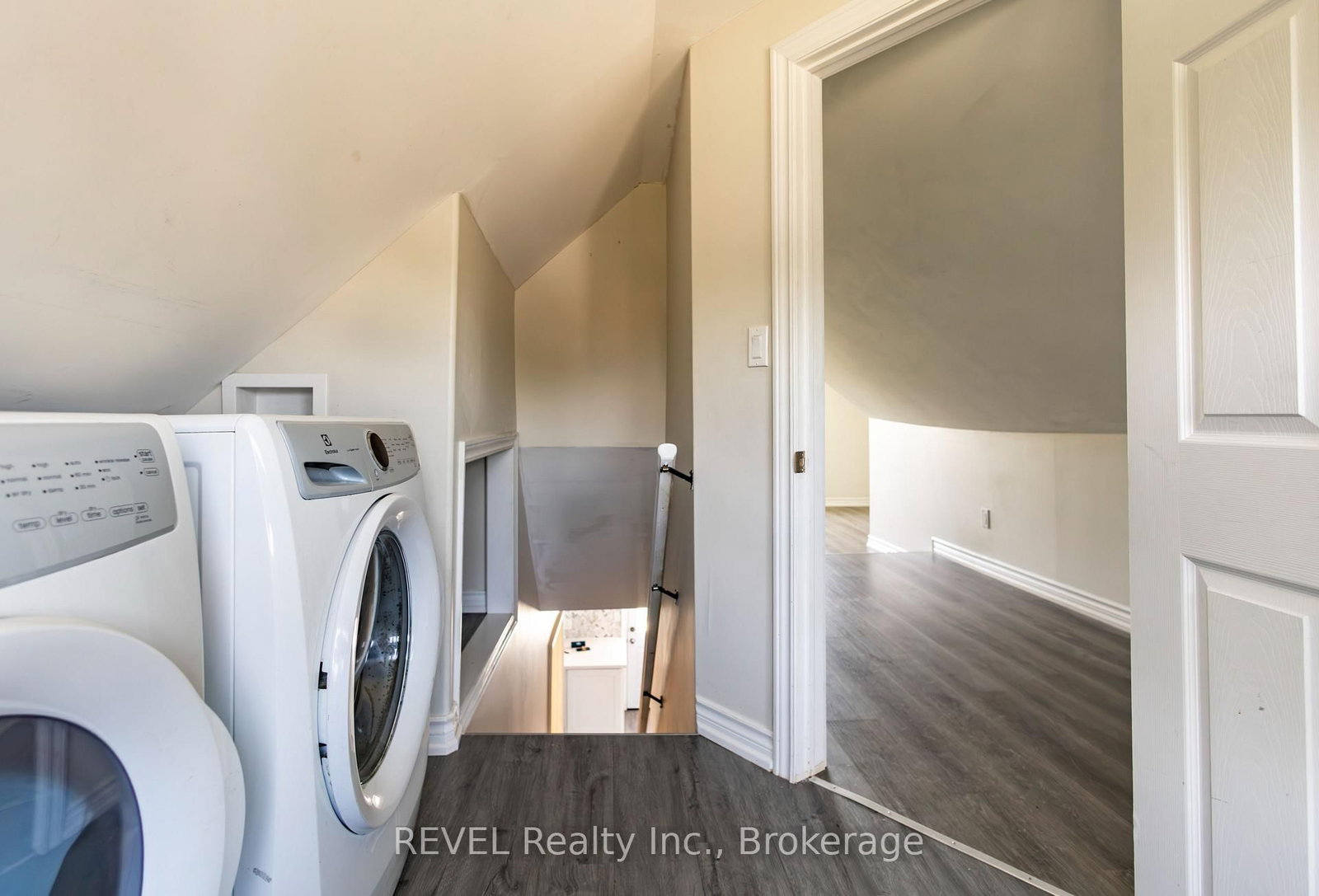 45 Parker Street • St. Catharines, ON photo 24