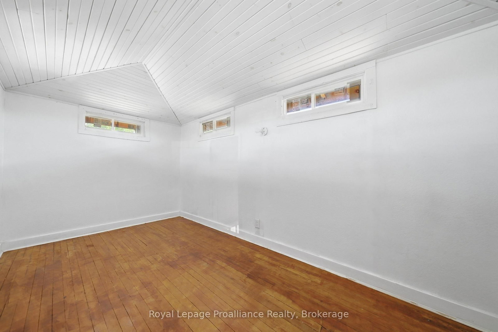 82 Marmora Street • Quinte West, ON photo 39