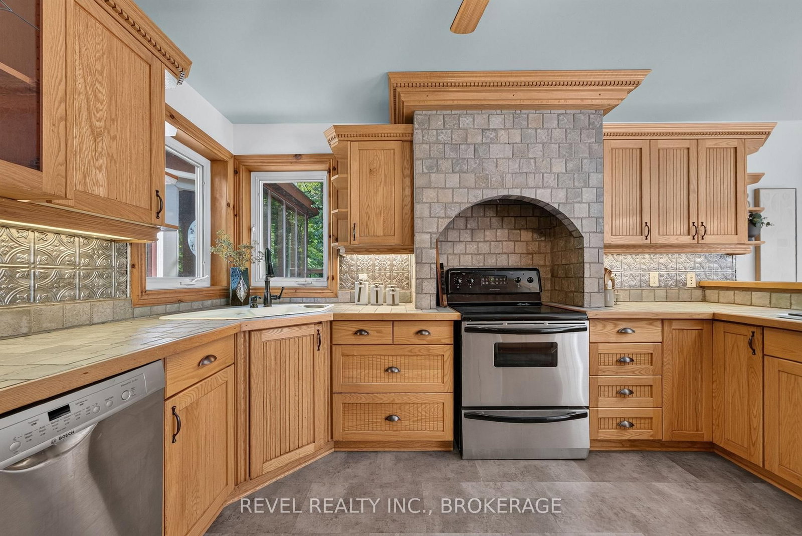 507 Frye Lane • Perth Road, ON photo 16