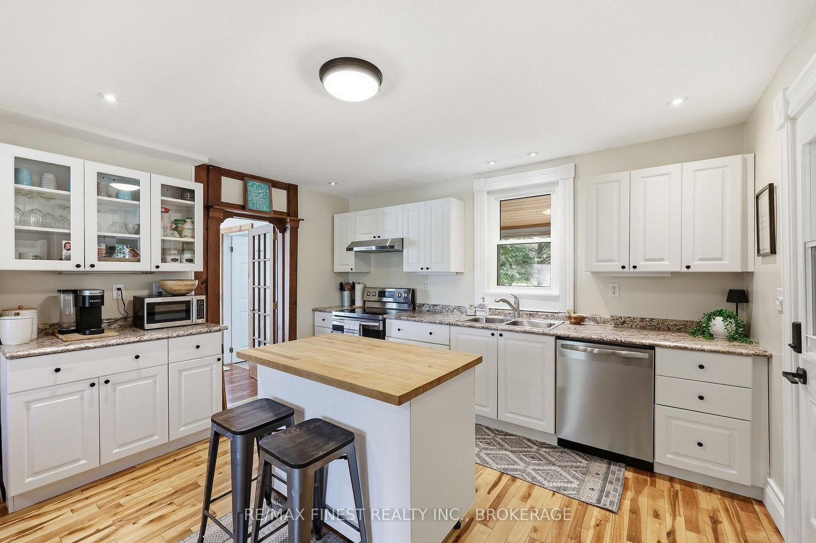 402 Jones Falls Road • Rideau Lakes, ON photo 16