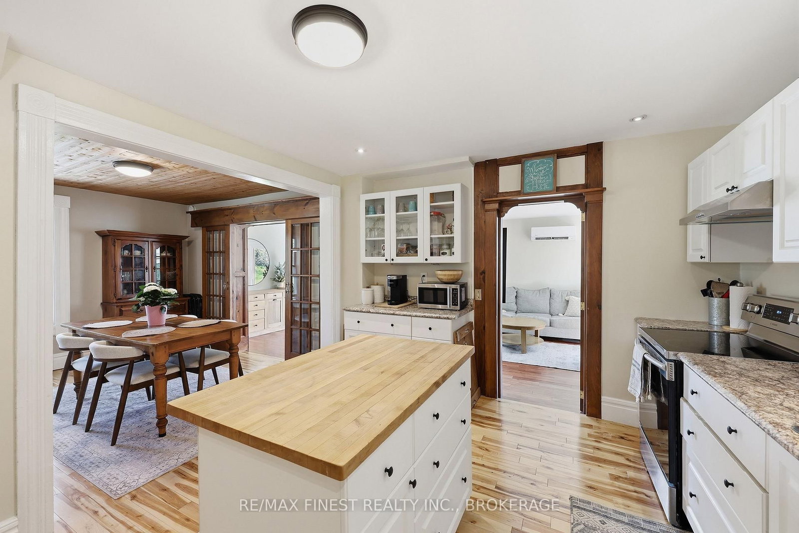 402 Jones Falls Road • Rideau Lakes, ON photo 19