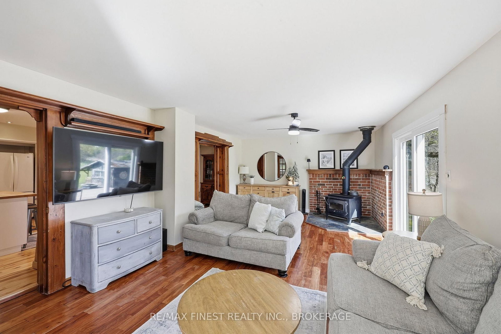 402 Jones Falls Road • Rideau Lakes, ON photo 26