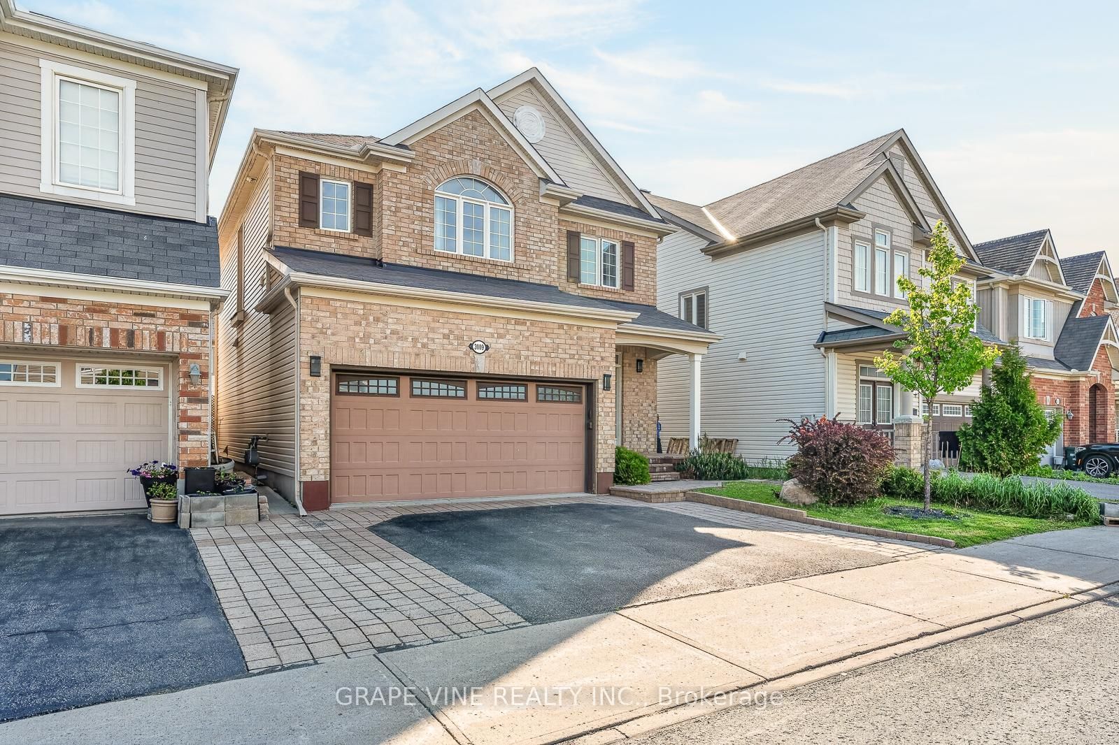 3009 FRESHWATER Way • Ottawa, ON photo 2