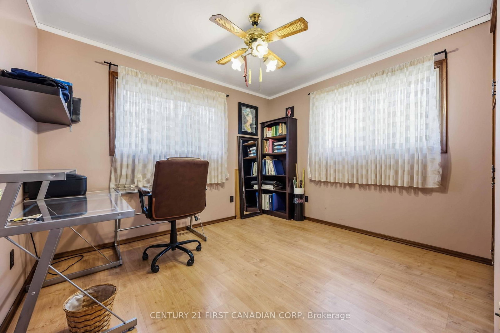 184 Durand Street • Sarnia, ON photo 11