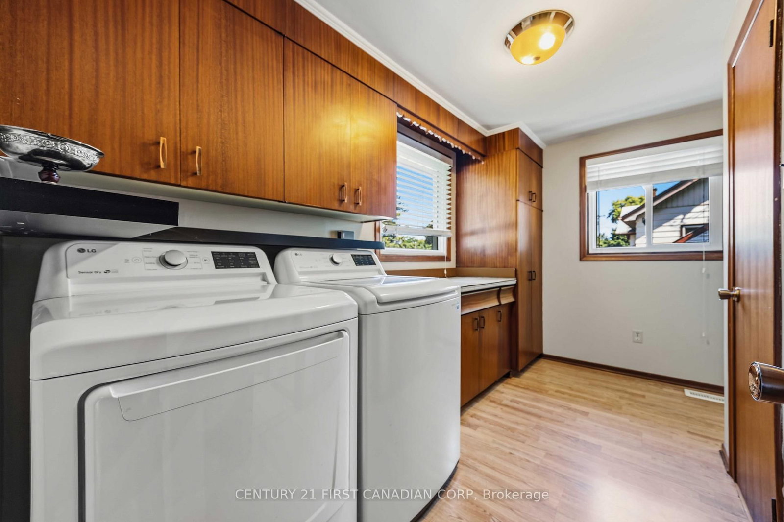184 Durand Street • Sarnia, ON photo 14