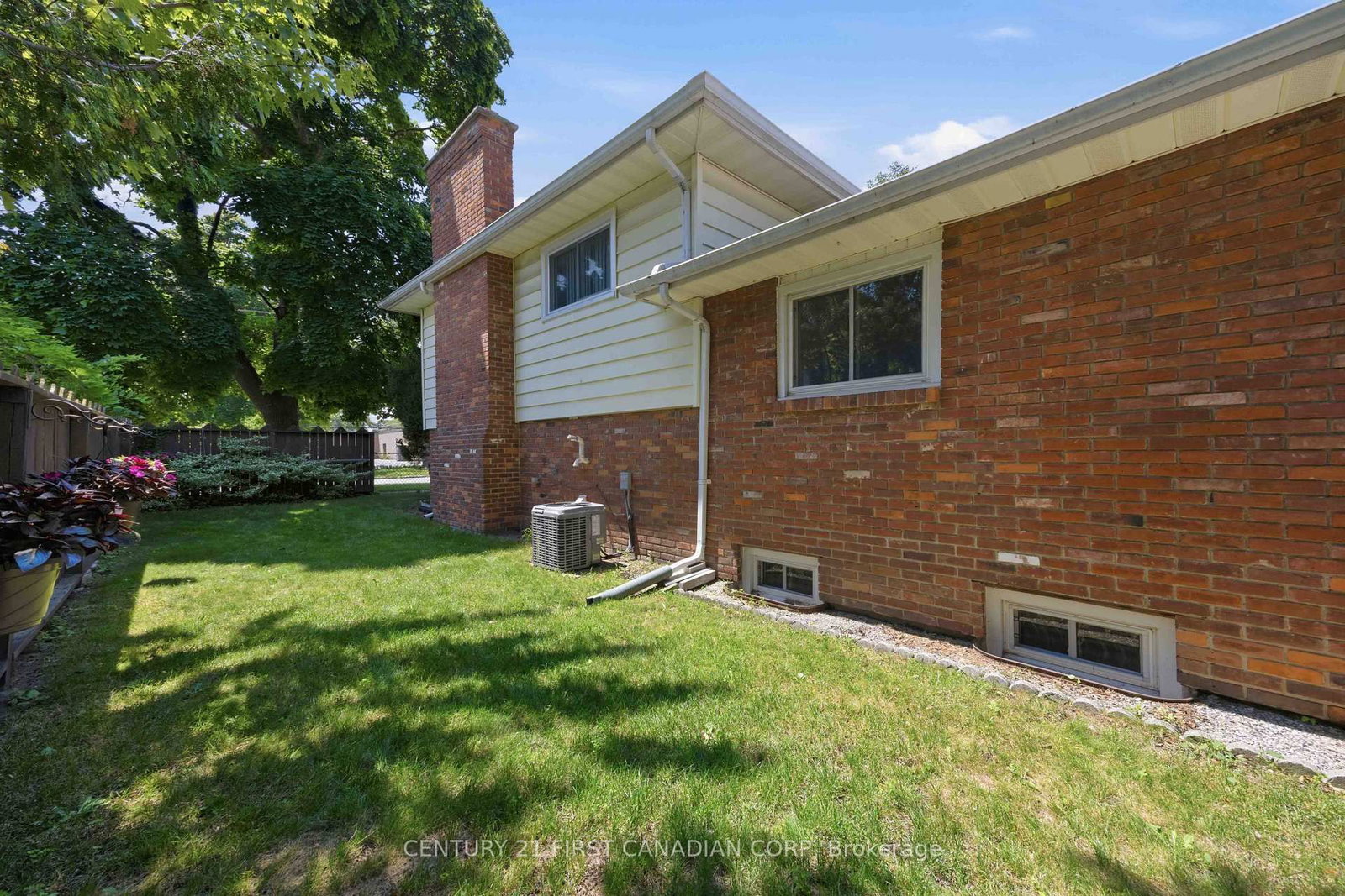 184 Durand Street • Sarnia, ON photo 29