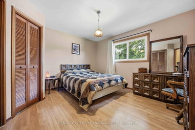 184 Durand Street • Sarnia, ON photo 8