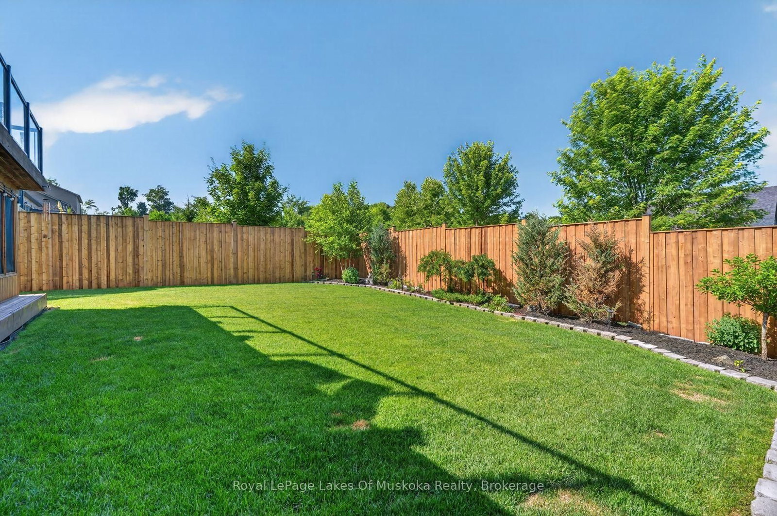 11 Braeside Crescent • Huntsville, ON photo 39
