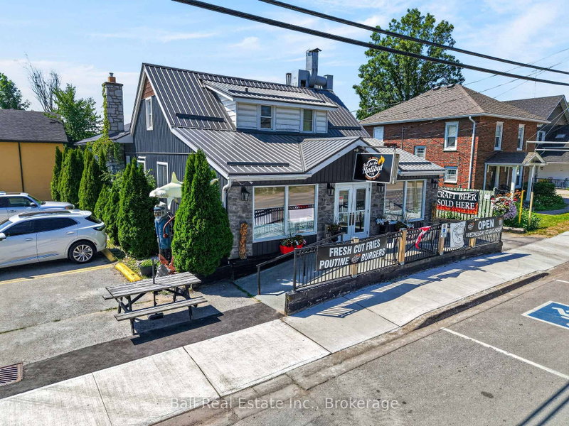 17 King St E photo 5