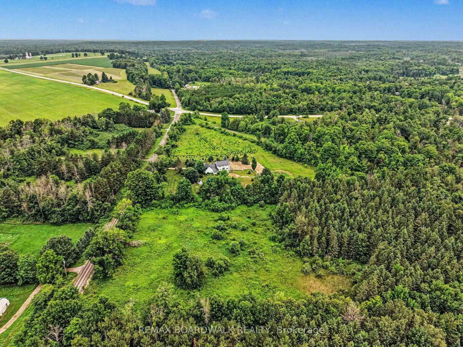 884 Old Perth Road • Almonte, ON photo 10