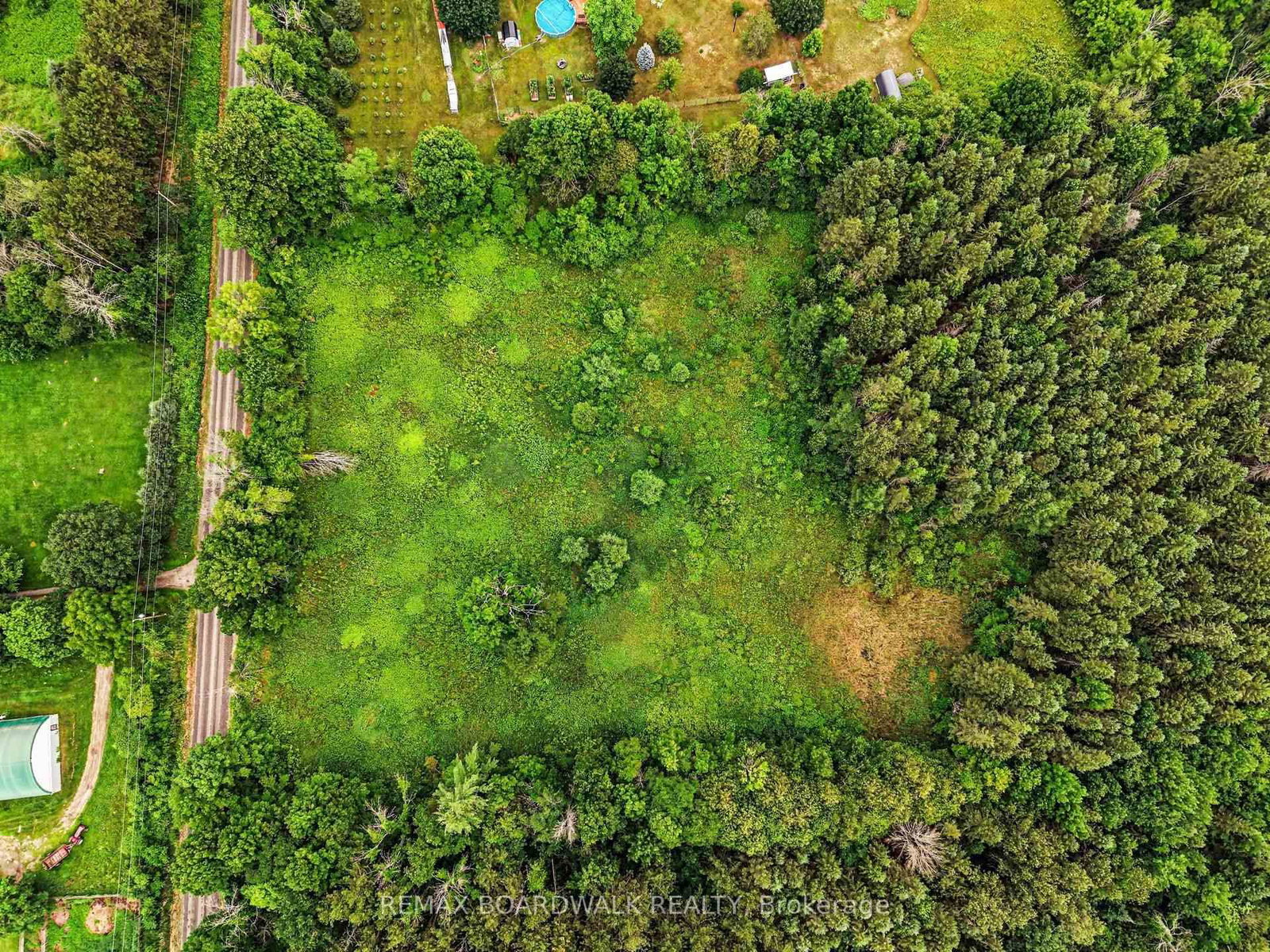 884 Old Perth Road • Almonte, ON photo 11