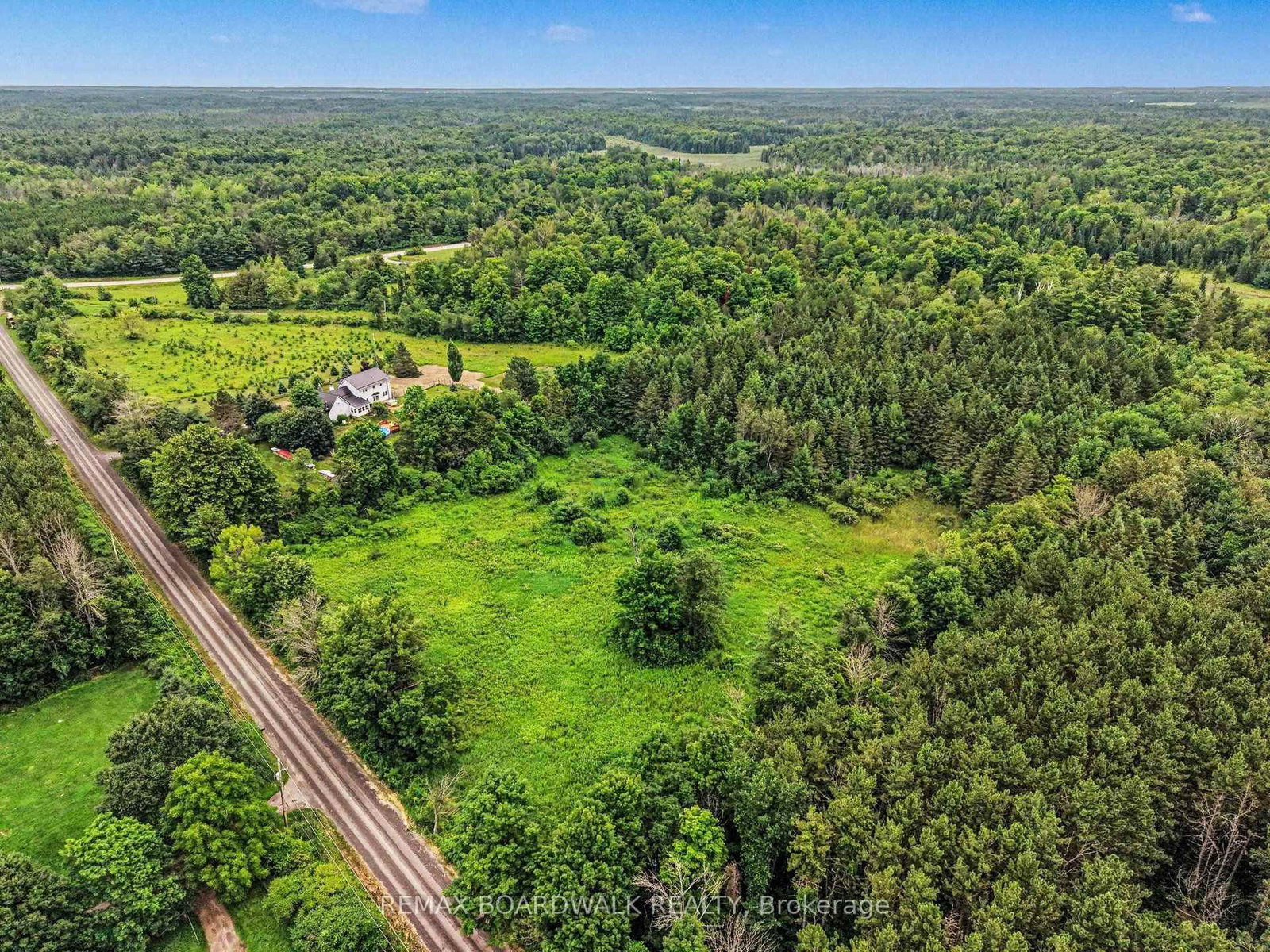 884 Old Perth Road • Almonte, ON photo 13