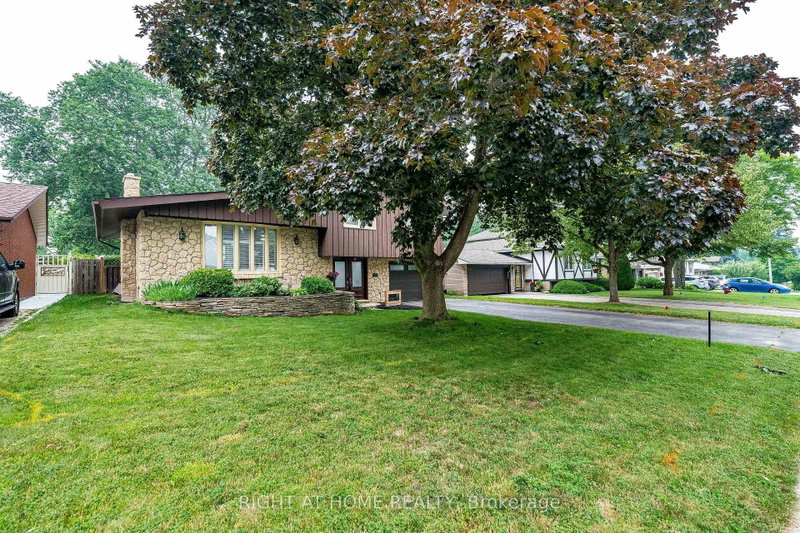 9 Hilts Drive