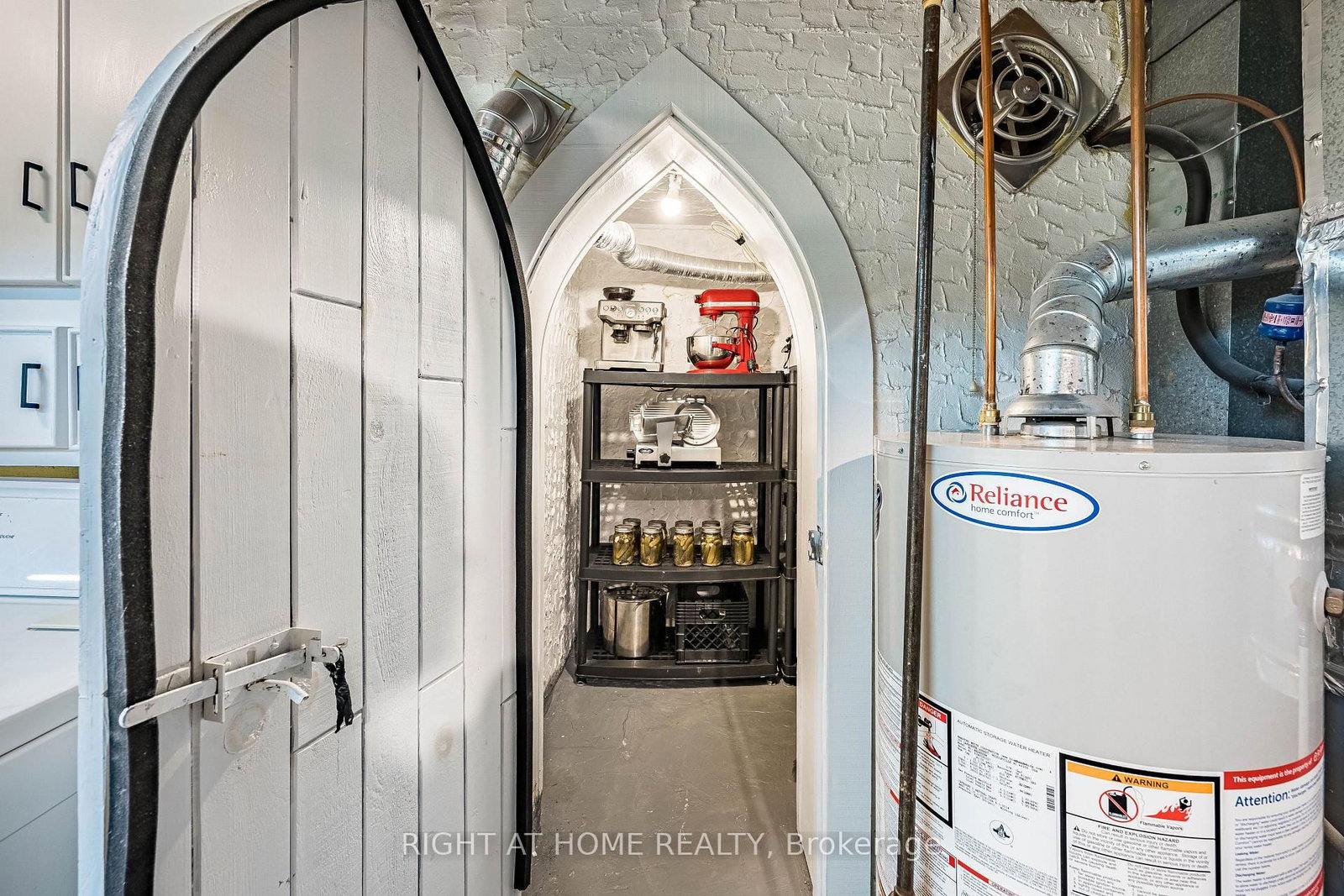 9 Hilts Drive • Hamilton, ON photo 33