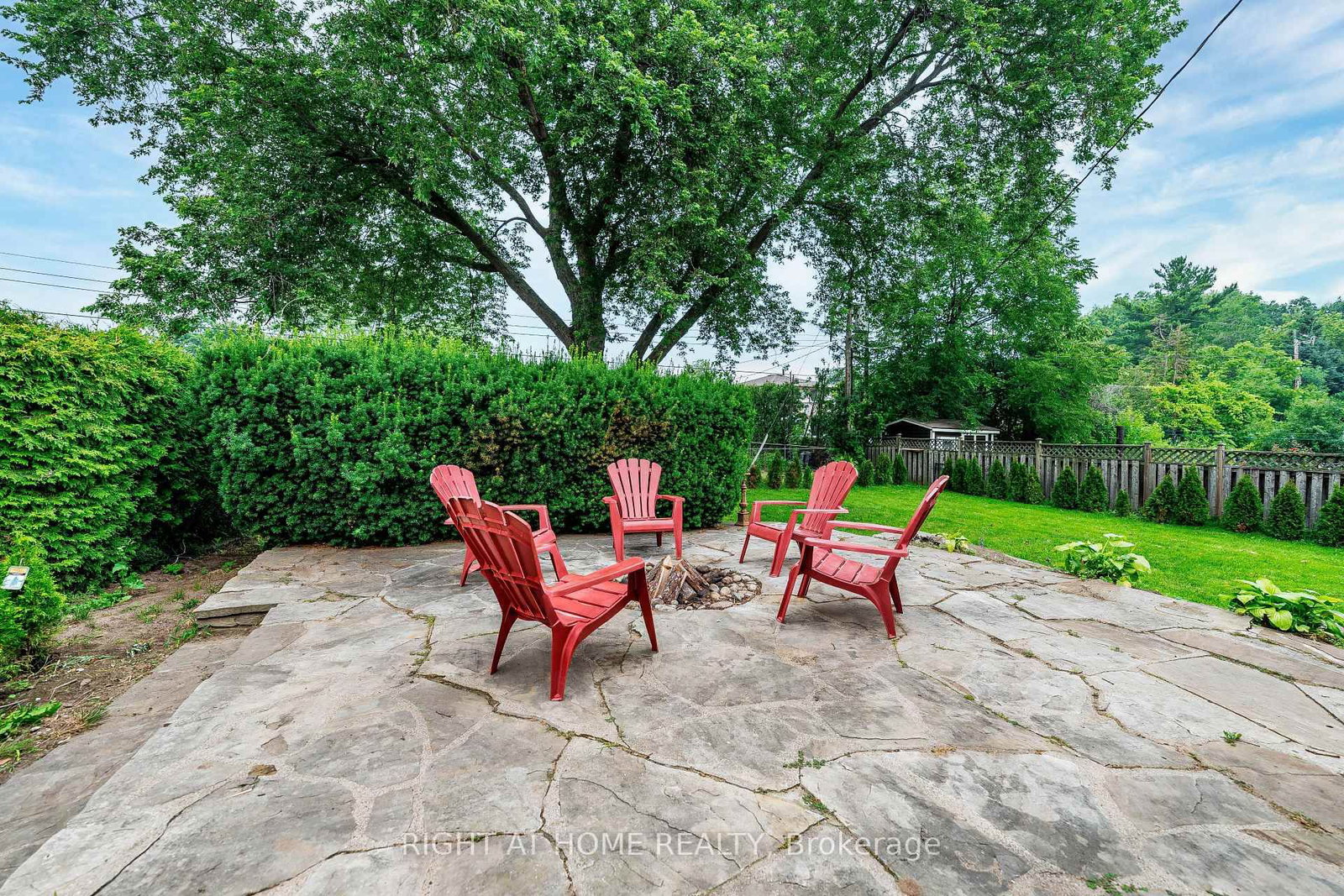 9 Hilts Drive • Hamilton, ON photo 37
