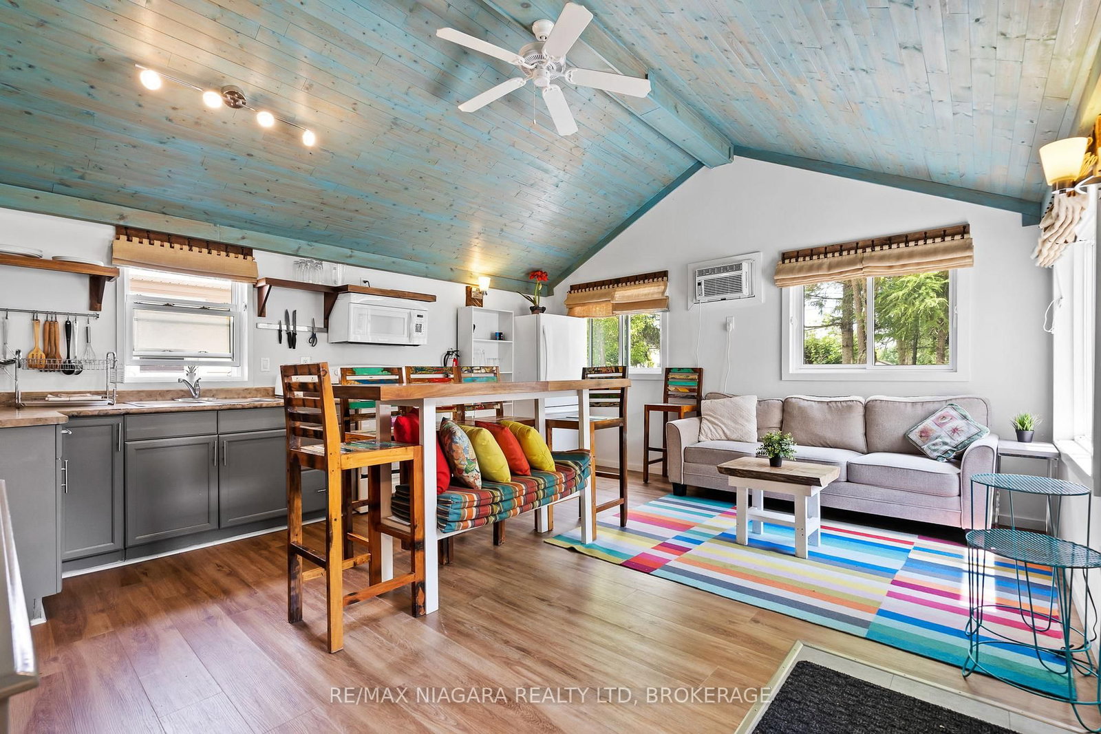 12343 Lakeshore Road • Wainfleet, ON photo 18