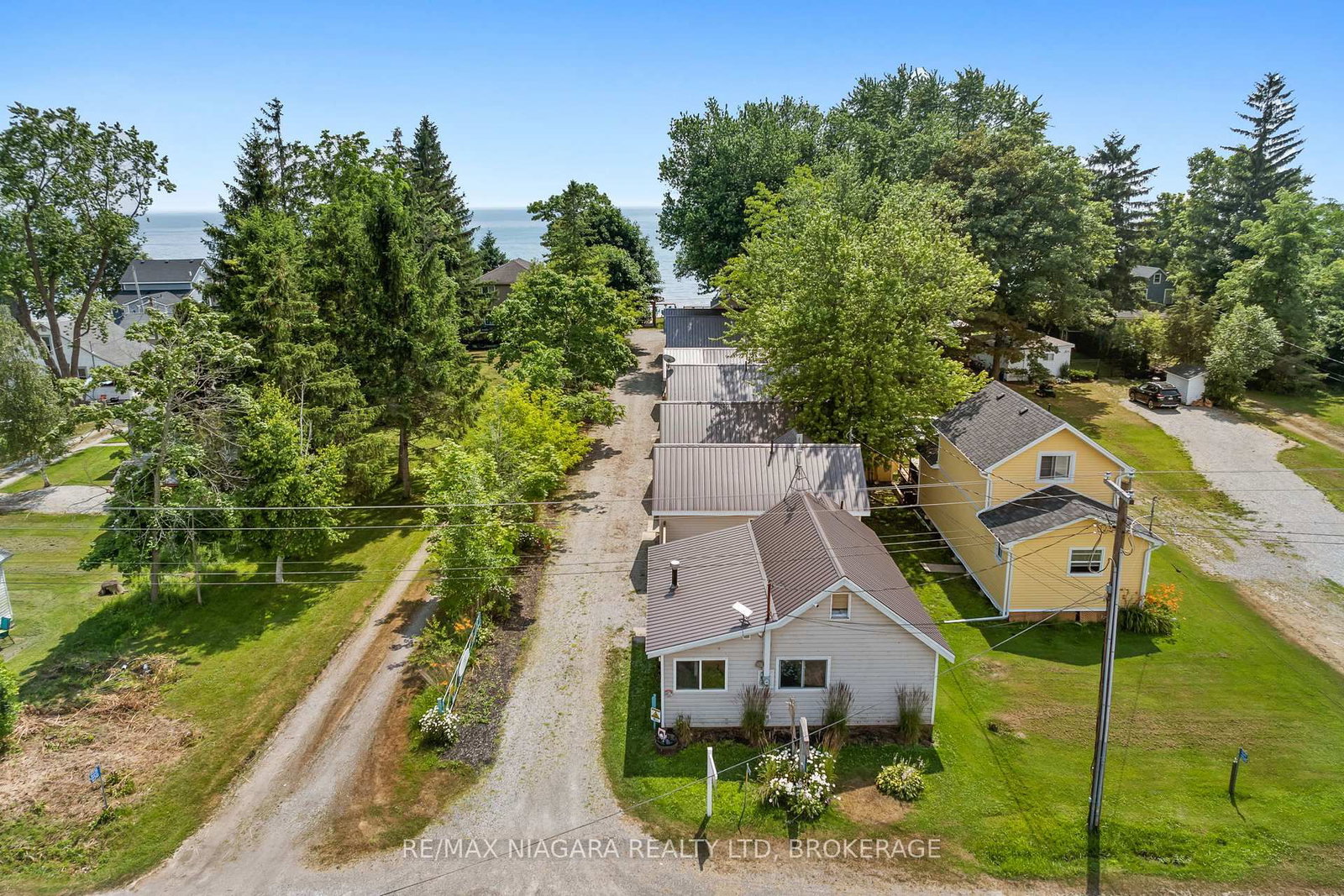 12343 Lakeshore Road • Wainfleet, ON photo 47