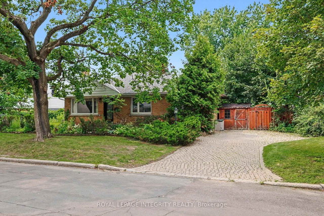 2076 Niagara Drive