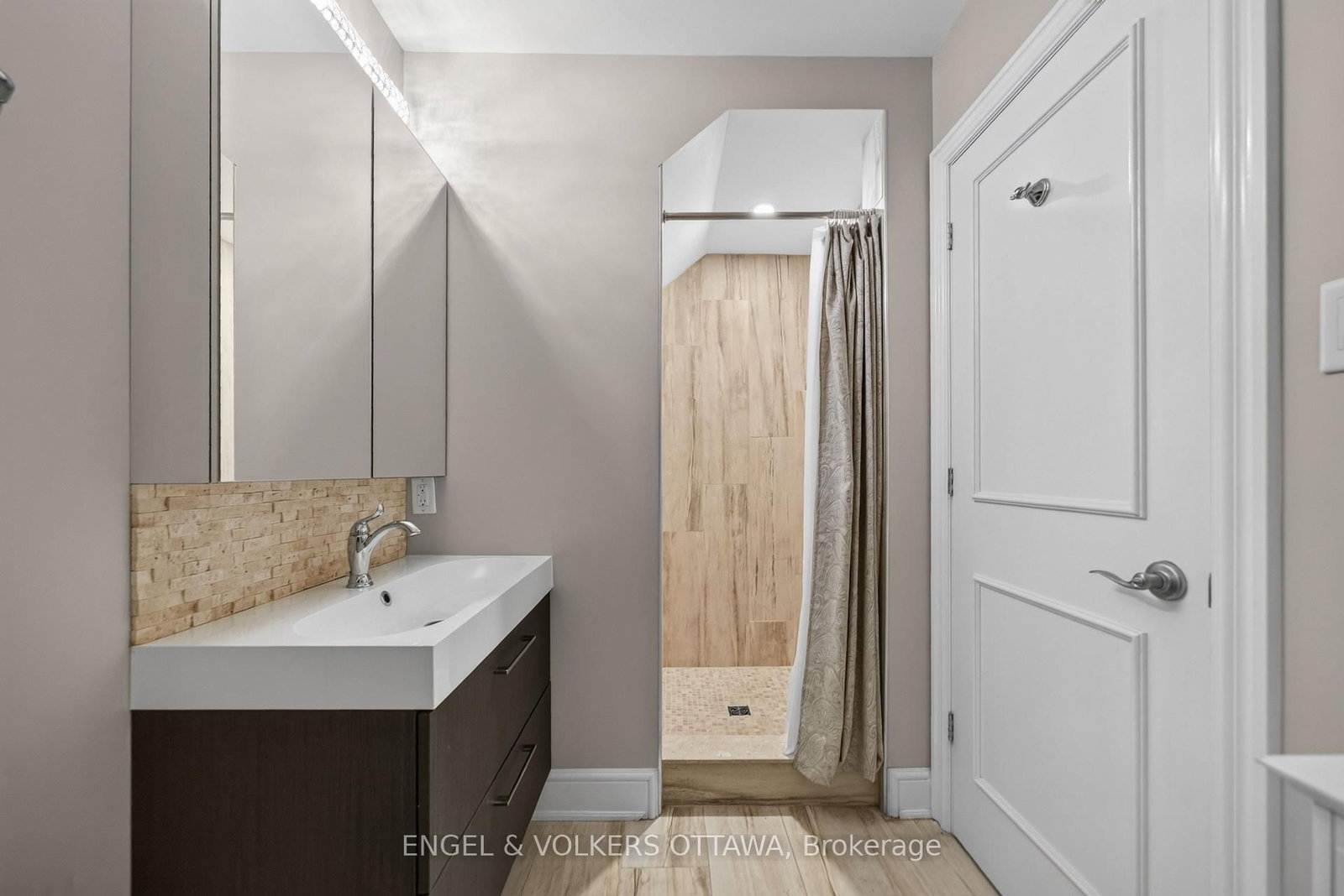 64 Helena Street - Photo 39