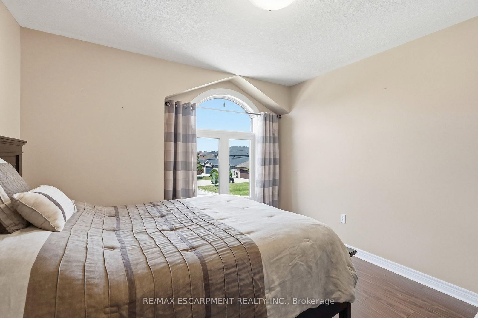 1332 Baseline Road • Hamilton, ON photo 25