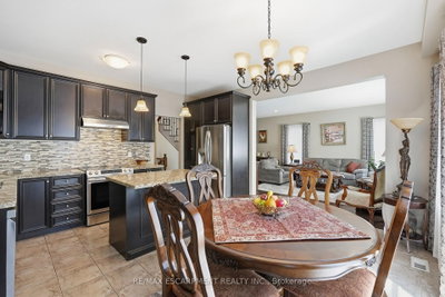 1332 Baseline Road • Hamilton, ON photo 8