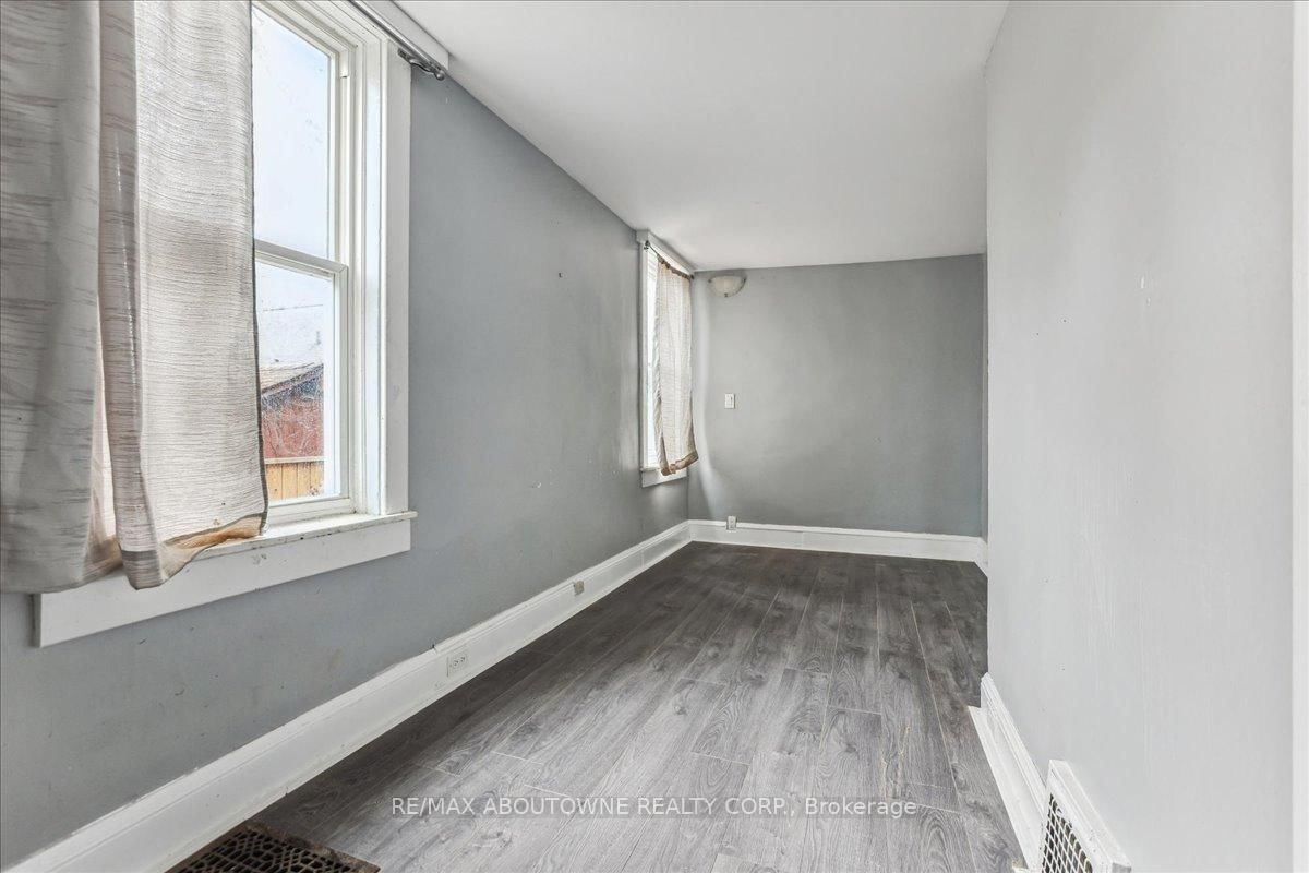 18 Linwood Street • St. Catharines, ON photo 18