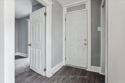 18 Linwood Street • St. Catharines, ON photo 5