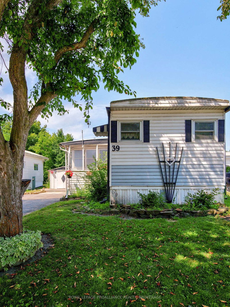39 Worthington Way