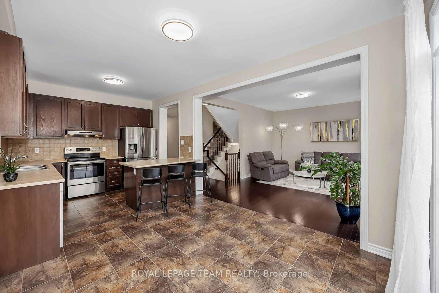 2225 Watercolours Way • Ottawa, ON photo 13