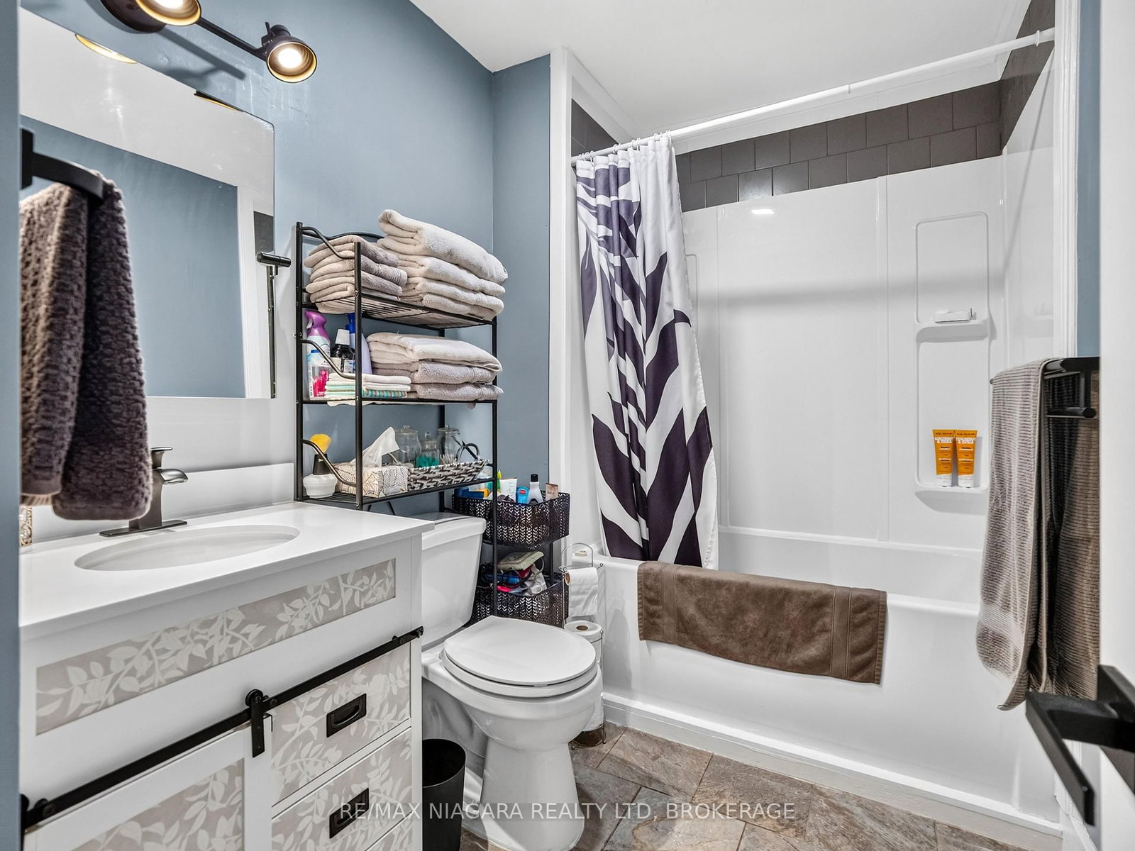 31 Murray Street • Fort Erie, ON photo 16