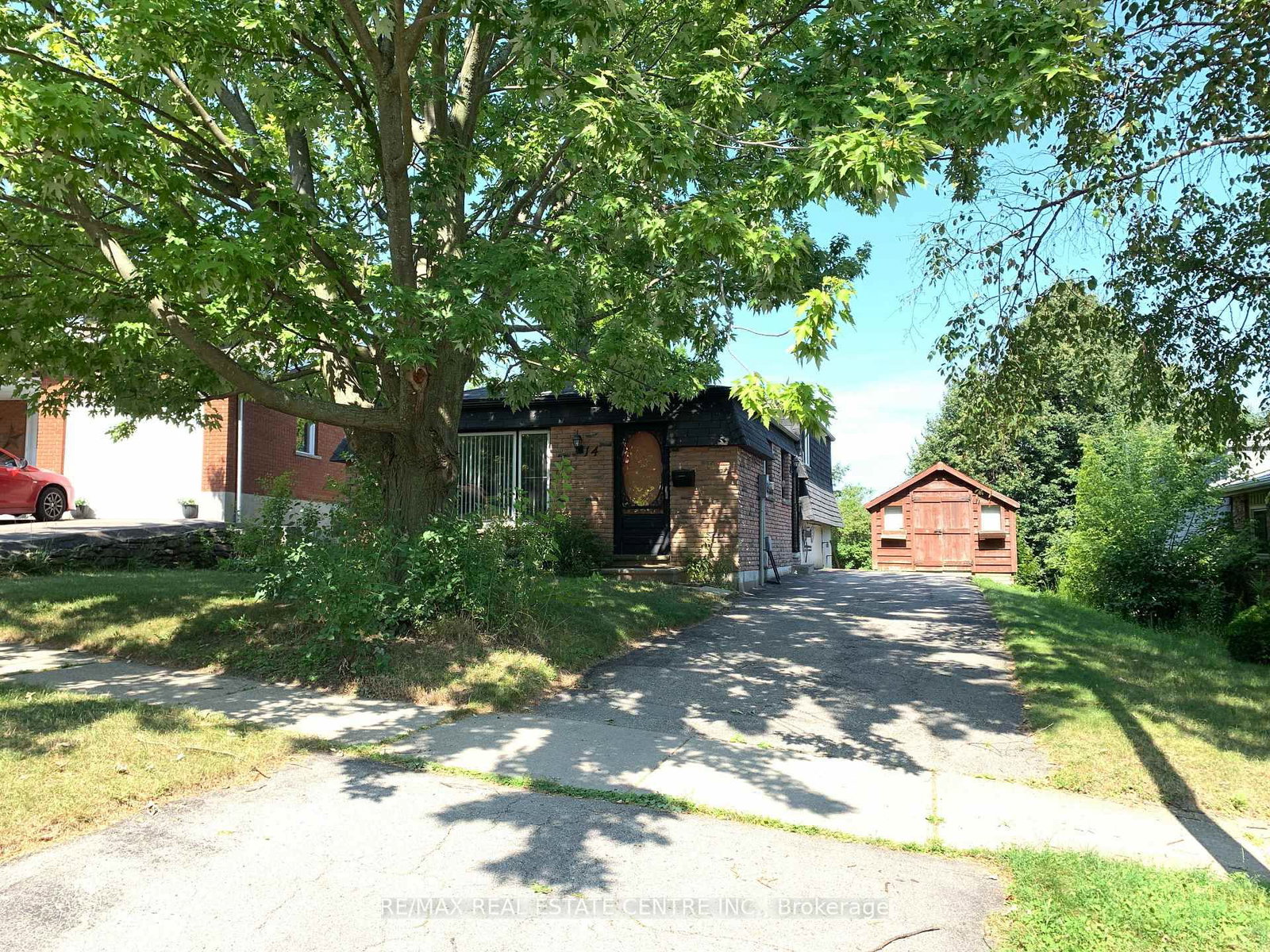 14 Sandsprings Crescent • Kitchener, ON photo 17