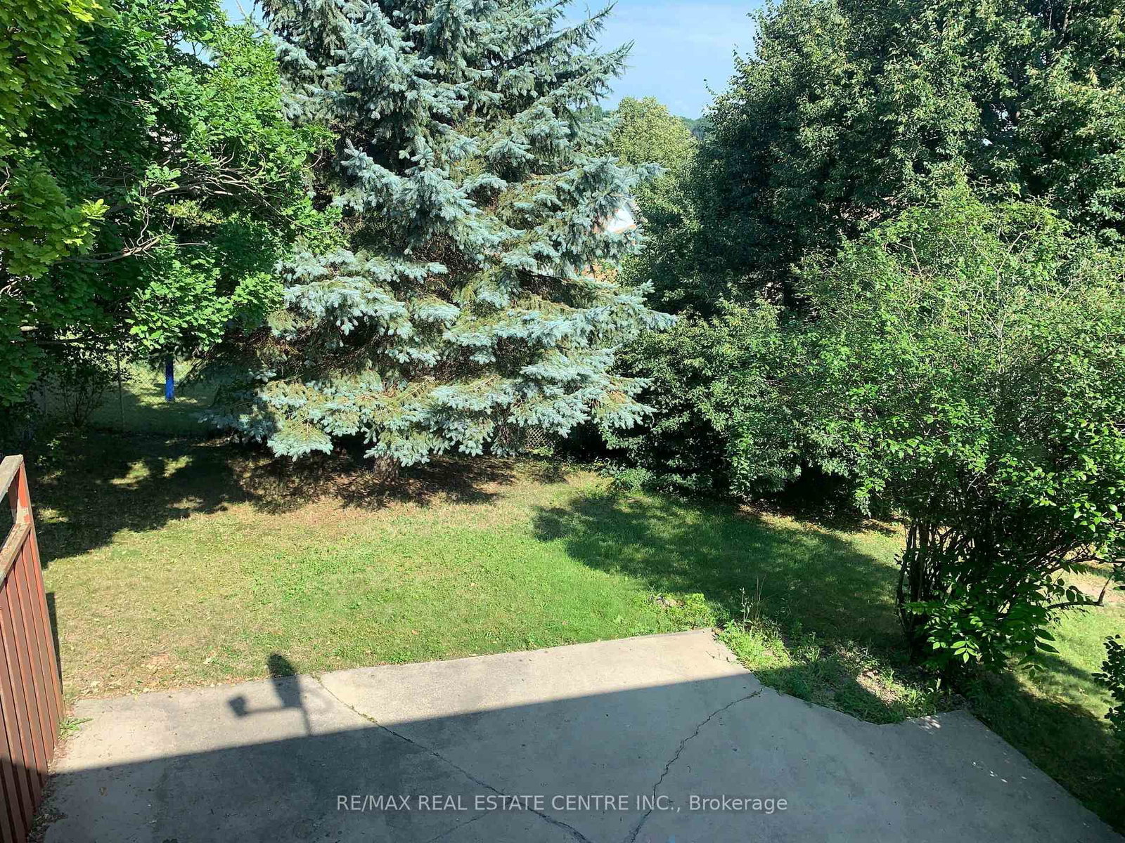14 Sandsprings Crescent • Kitchener, ON photo 28