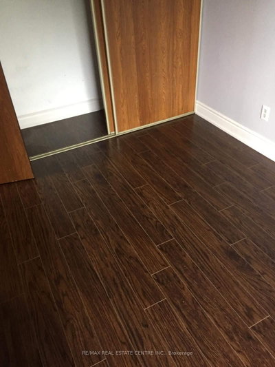 14 Sandsprings Crescent — photo 6