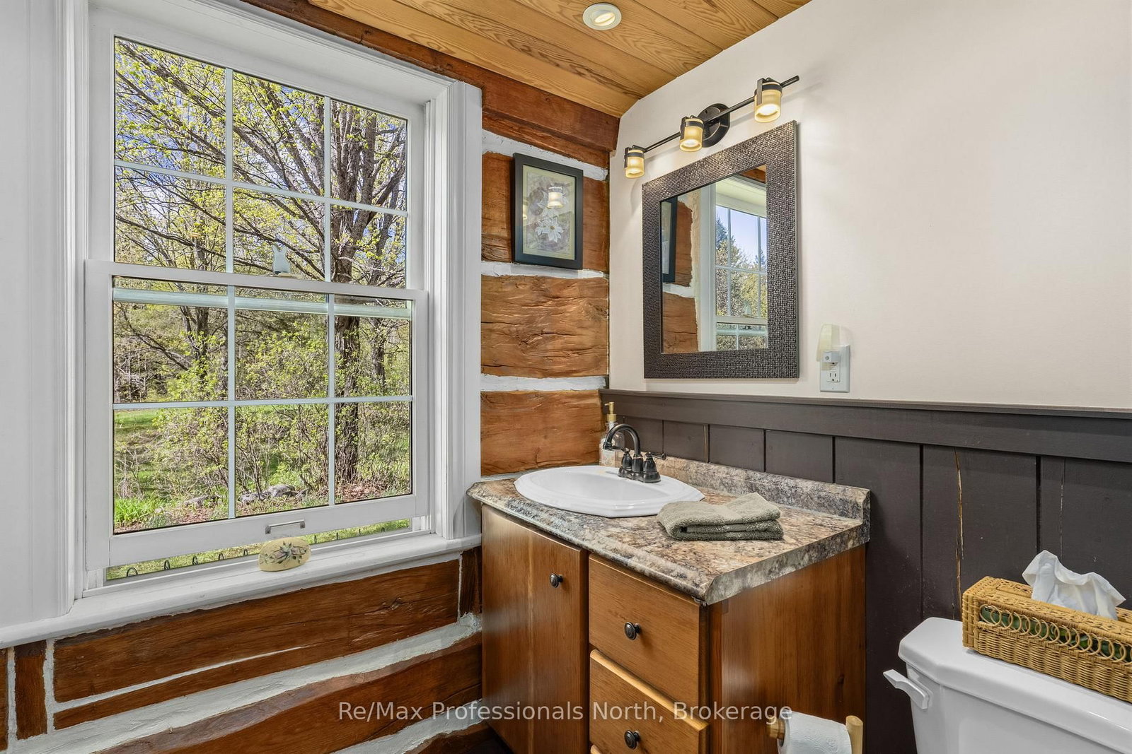 3569 Chetwynd Road • Kearney, ON photo 17