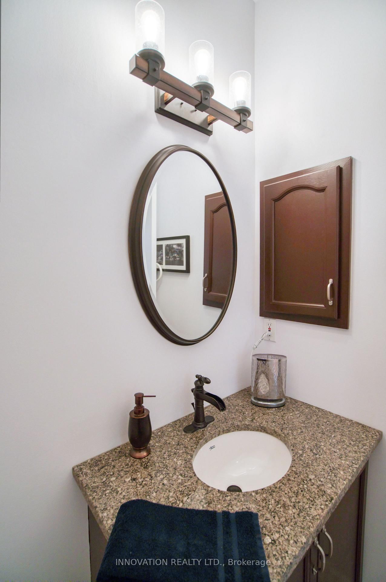 27 Eileen Crescent • Stittsville, ON photo 31