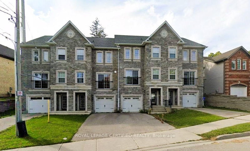 home for lease on 57 Woolwich Street