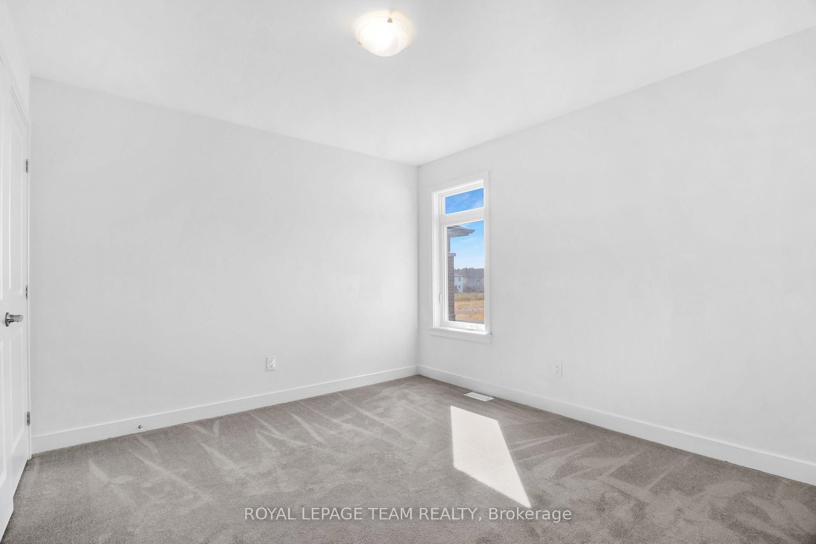 76 Big Dipper Street • Ottawa, ON photo 28