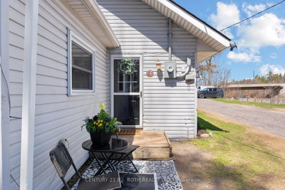 1411 Hwy 11 S • Gravenhurst, ON photo 6