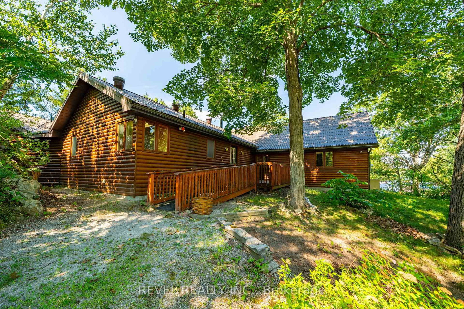 180 Lake Road • Georgian Bay, ON photo 4