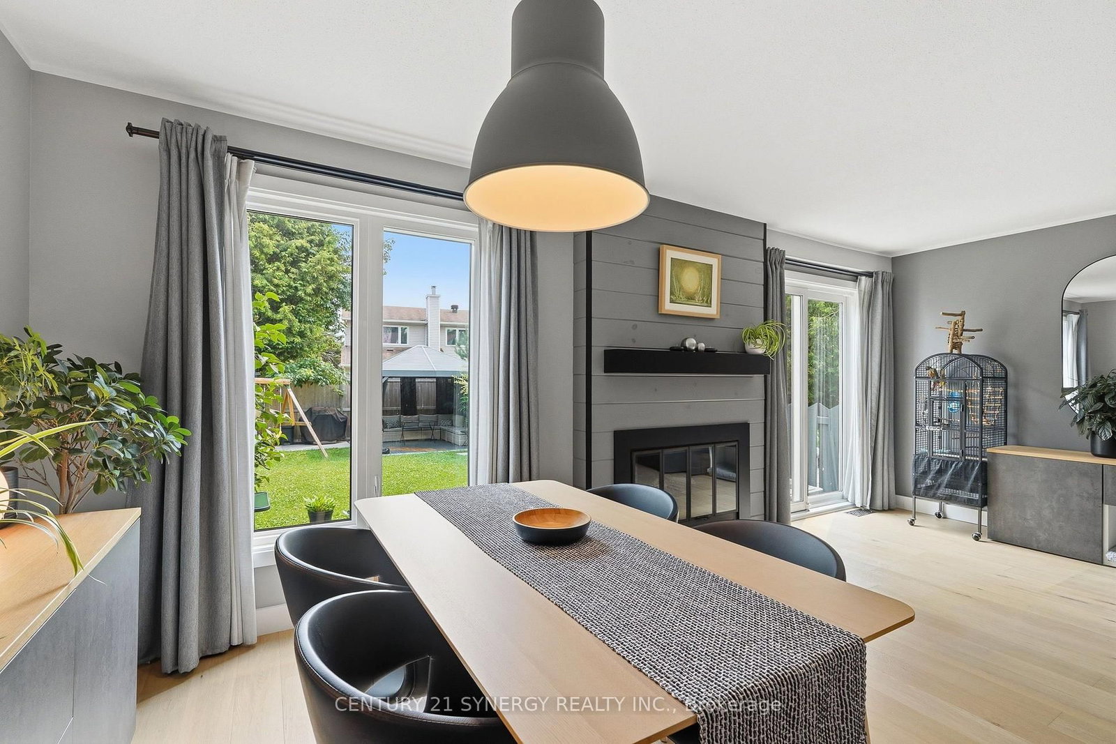 6058 Forestglen Crescent • Ottawa, ON photo 11
