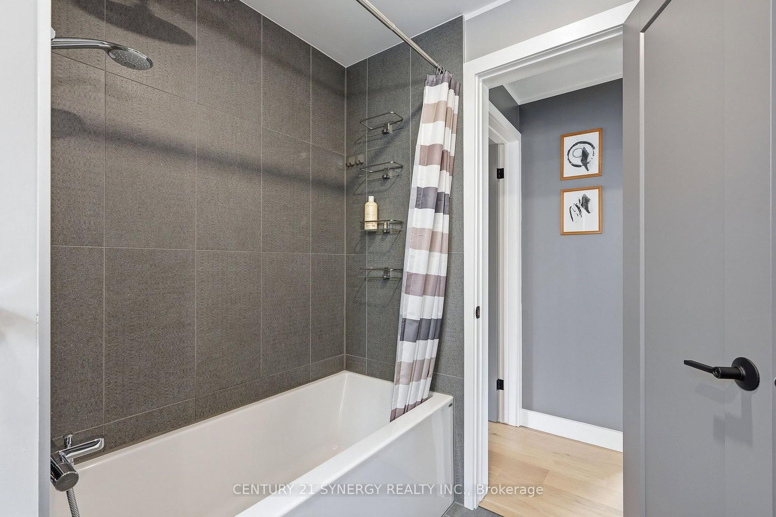 6058 Forestglen Crescent • Ottawa, ON photo 27