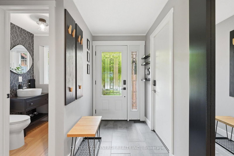 6058 Forestglen Crescent