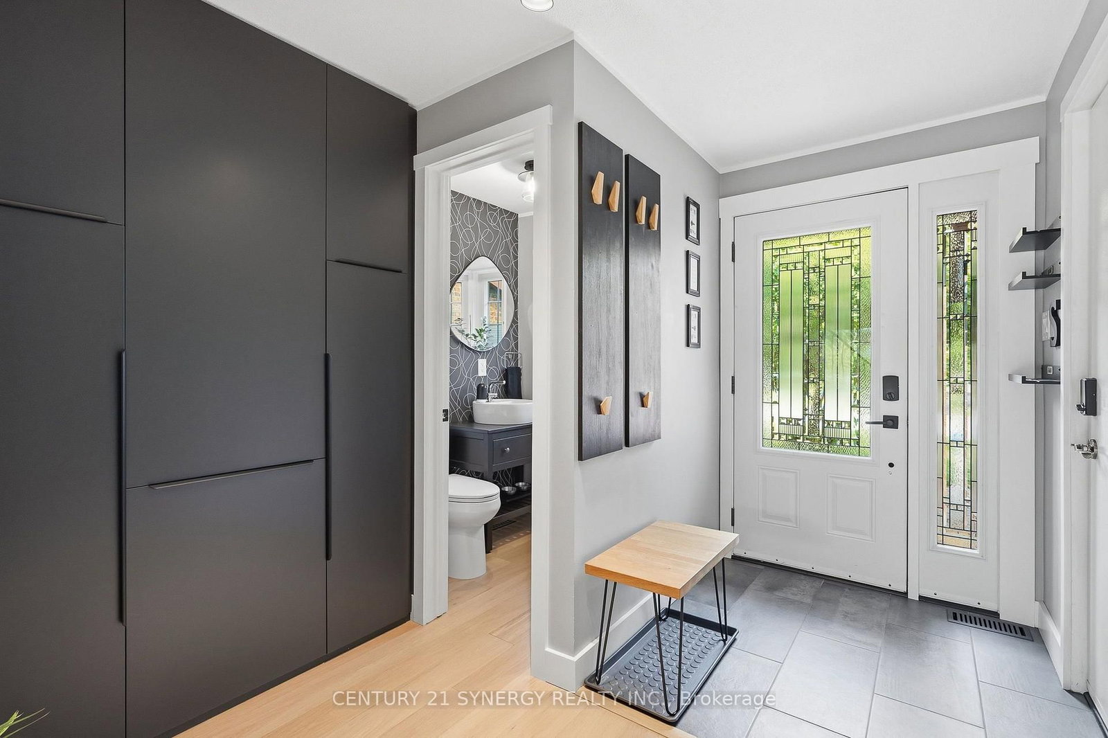 6058 Forestglen Crescent • Ottawa, ON photo 4