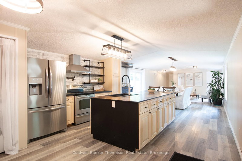 93 Old Rainy Lake Road