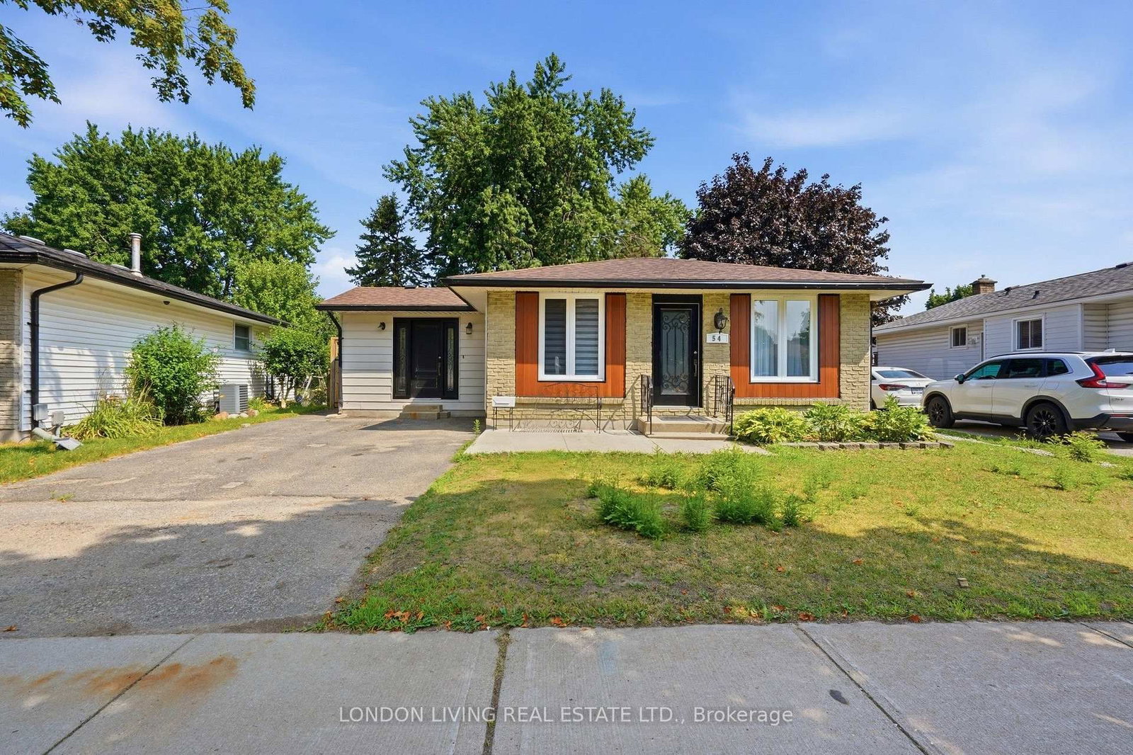 54 Nicholas Crescent, London South