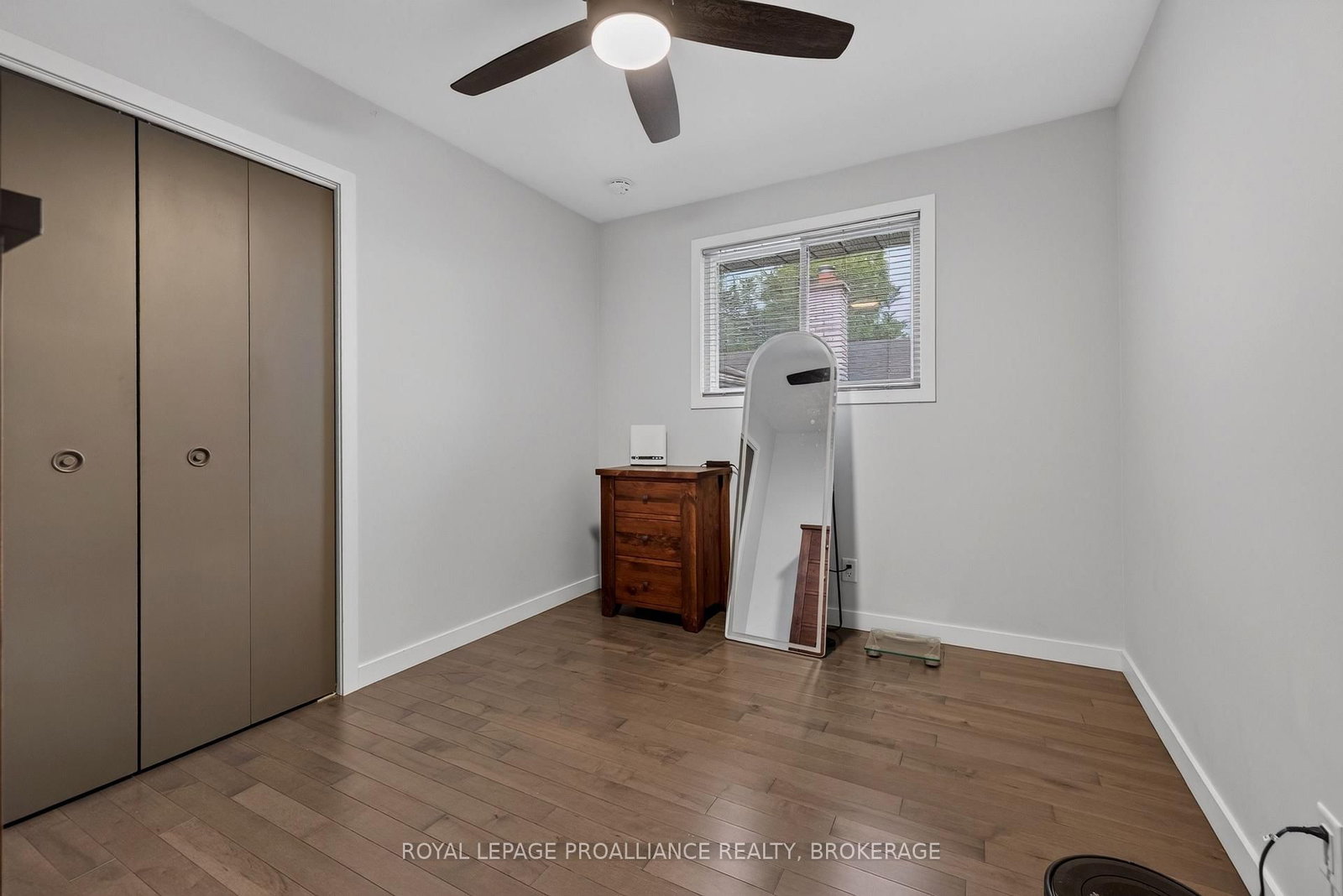 682 Carnaby Street • Kingston, ON photo 27